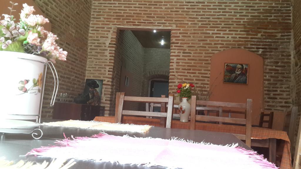 Golden Lion Hotel Sighnaghi Exterior foto